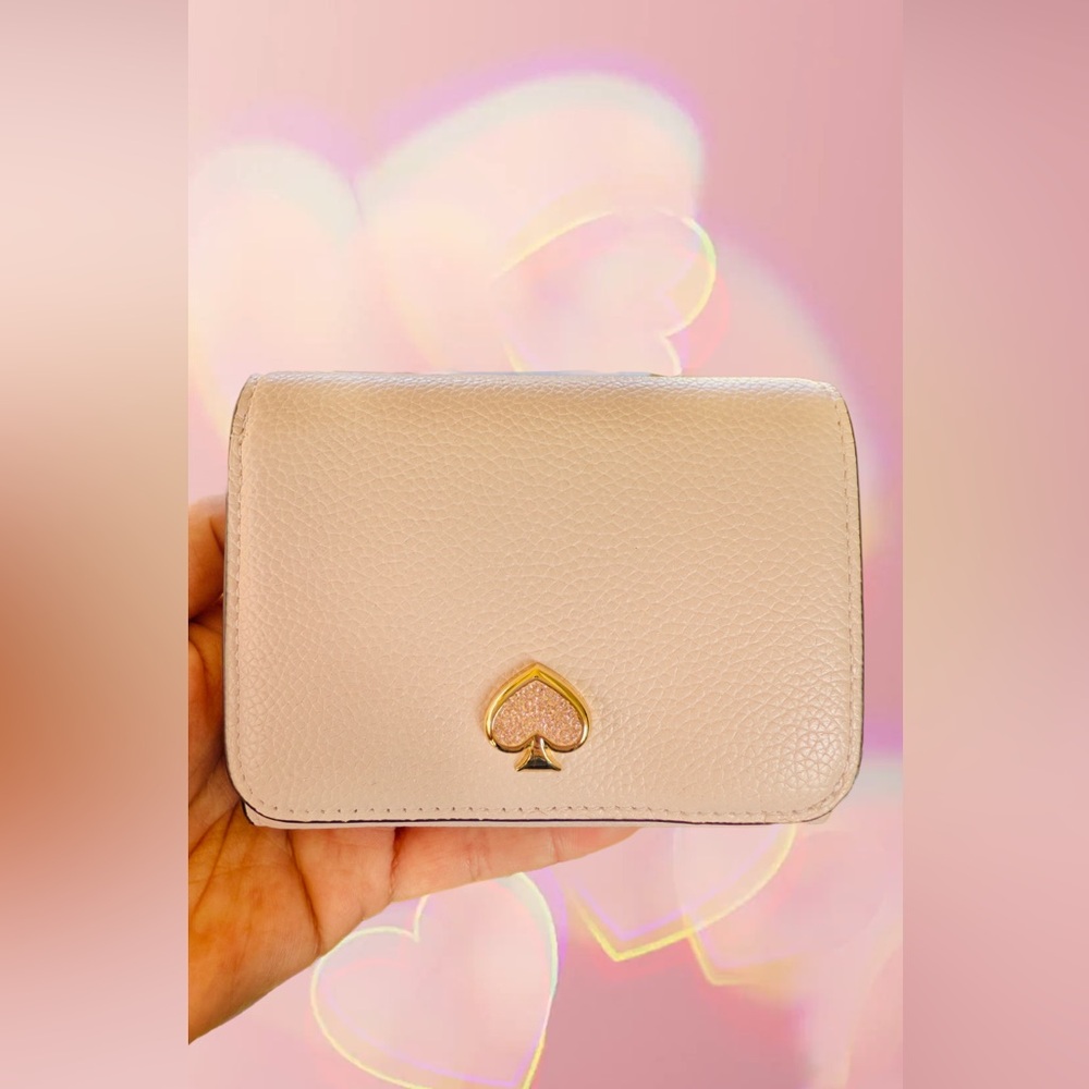 Kate Spade Light Pink Cream Wallet with Structured Design and Gold Emblem
